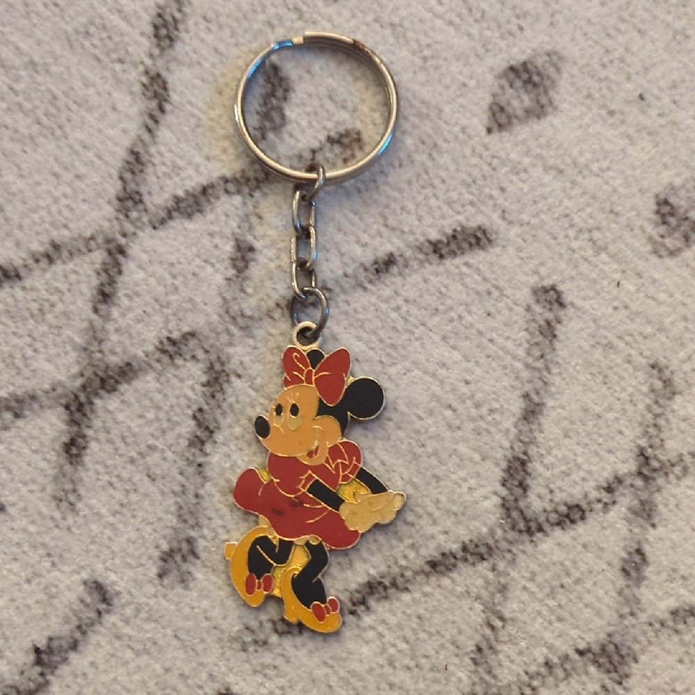 Vintage Minnie Mouse Keychain Taiwan Disneyland